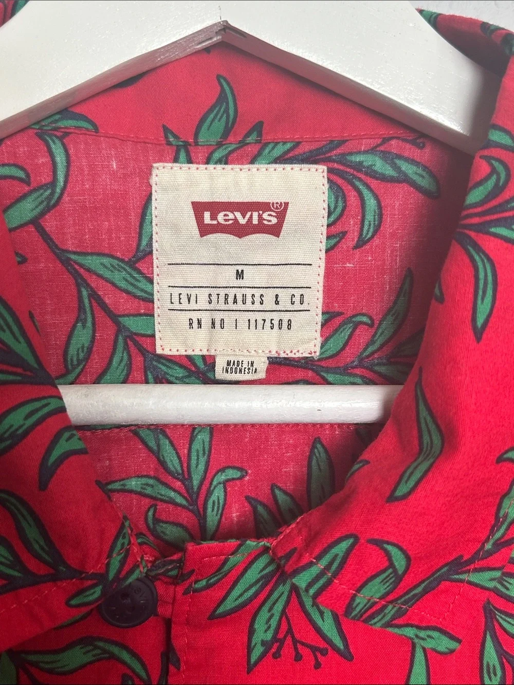 Levi's Hawaiian Short Sleeve Shirt Button Down Men's Medium Red Green